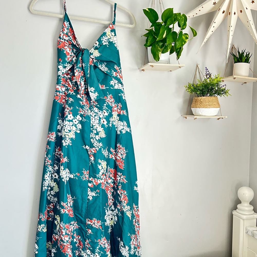 🩷FLORAL SATIN STRAP SUMMER MAXI DRESS CUTOUT SPLIT HEM TRENDING SIZE MEDIUM - Picture 6 of 8